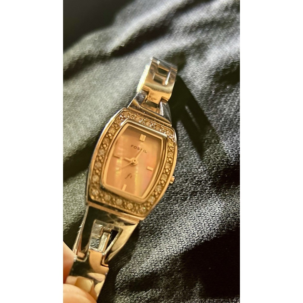 Fossil F2‎ Ladies Silver Tone Pink Dial Rhinestone 19mm Watch ES-9722